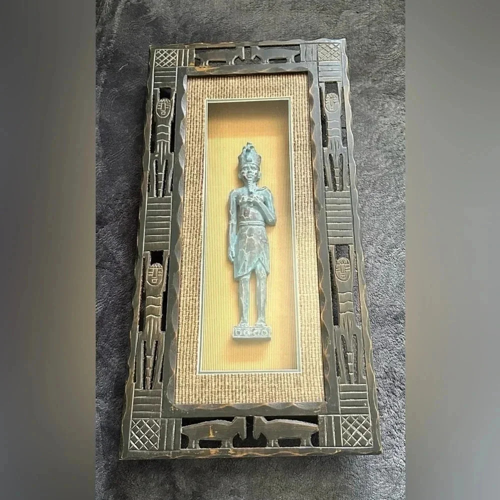💎💟🎁Vintage Hand carved Mayan sculpture boxed in wooden frame. - Picture 6 of 15